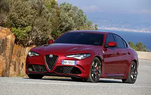 Cars wallpapers Alfa Romeo Giulia Quadrifoglio - 2016