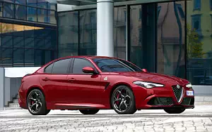 Cars wallpapers Alfa Romeo Giulia Quadrifoglio - 2016