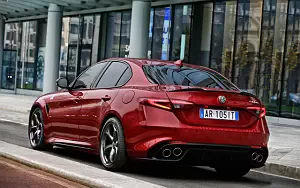 Cars wallpapers Alfa Romeo Giulia Quadrifoglio - 2016