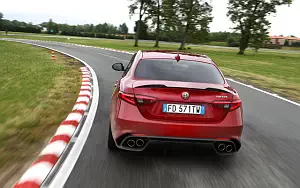 Cars wallpapers Alfa Romeo Giulia Quadrifoglio - 2016