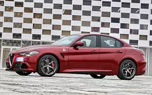 Cars wallpapers Alfa Romeo Giulia Quadrifoglio - 2016