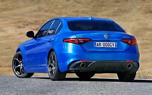 Cars wallpapers Alfa Romeo Giulia Veloce Q4 - 2016