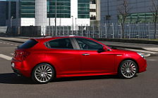 Cars wallpapers Alfa Romeo Giulietta - 2010