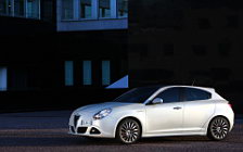 Cars wallpapers Alfa Romeo Giulietta - 2010