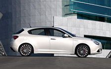 Cars wallpapers Alfa Romeo Giulietta - 2010