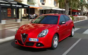 Cars wallpapers Alfa Romeo Giulietta Quadrifoglio Verde - 2014