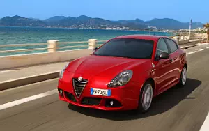 Cars wallpapers Alfa Romeo Giulietta Quadrifoglio Verde - 2014