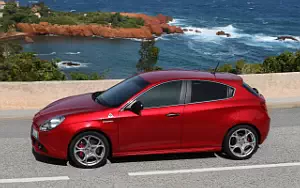 Cars wallpapers Alfa Romeo Giulietta Quadrifoglio Verde - 2014