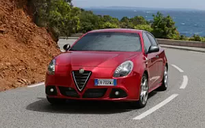 Cars wallpapers Alfa Romeo Giulietta Quadrifoglio Verde - 2014