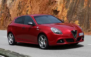 Cars wallpapers Alfa Romeo Giulietta Quadrifoglio Verde - 2014