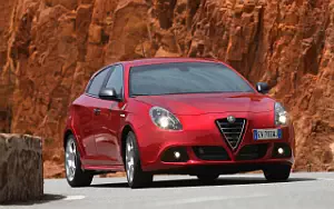 Cars wallpapers Alfa Romeo Giulietta Quadrifoglio Verde - 2014