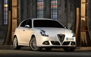 Cars wallpapers Alfa Romeo Giulietta - 2014