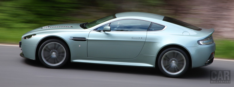 Cars wallpapers Aston Martin V12 Vantage Hardly Green - 2009 - Car wallpapers