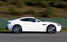 Cars wallpapers Aston Martin V8 Vantage S Stratus White - 2011