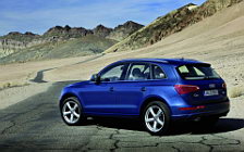 Cars wallpapers Audi Q5 - 2008