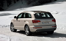 Cars wallpapers Audi Q7 - 2010