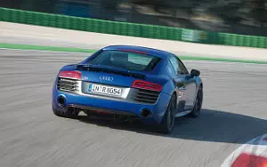 Cars wallpapers Audi R8 V10 plus - 2012