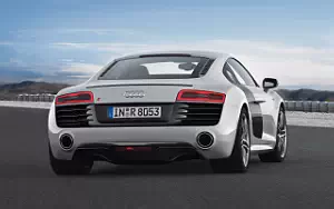 Cars wallpapers Audi R8 V10 - 2012