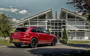Cars wallpapers Bentley Bentayga Hybrid First Edition (Dragon Red) UK-spec - 2021