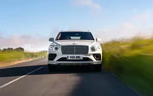 Cars wallpapers Bentley Bentayga Hybrid First Edition (Ghost White) UK-spec - 2021