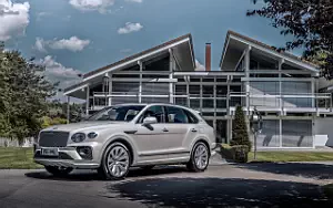 Cars wallpapers Bentley Bentayga Hybrid First Edition (Ghost White) UK-spec - 2021