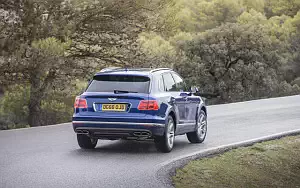 Cars wallpapers Bentley Bentayga Diesel (Sequin Blue) - 2016