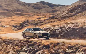 Cars wallpapers Bentley Flying Spur Blackline (White Sand) - 2019