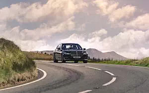 Cars wallpapers BMW 730Ld UK-spec - 2019