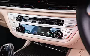 Cars wallpapers BMW 730Ld UK-spec - 2019