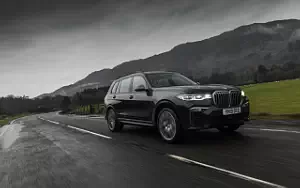 Cars wallpapers BMW X7 M50d UK-spec - 2019