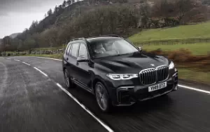 Cars wallpapers BMW X7 M50d UK-spec - 2019
