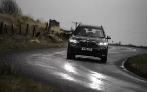 Cars wallpapers BMW X7 M50d UK-spec - 2019