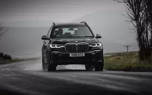 Cars wallpapers BMW X7 M50d UK-spec - 2019