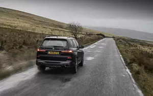 Cars wallpapers BMW X7 M50d UK-spec - 2019