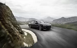 Cars wallpapers BMW 760i xDrive M Sport US-spec - 2022