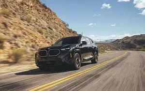 Cars wallpapers BMW XM (Black Sapphire Metallic) US-spec - 2023