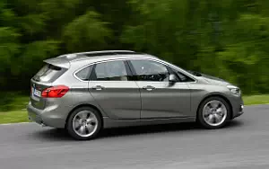 Cars wallpapers BMW 225i Active Tourer - 2014