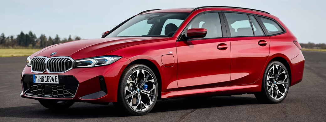 Cars desktop wallpapers BMW 330e Touring M Sport - 2024 - Car wallpapers