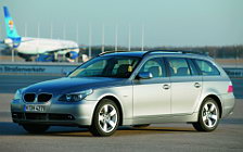 BMW 5-Series Touring - 2004