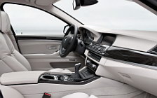 Cars wallpapers BMW 520d Touring - 2010