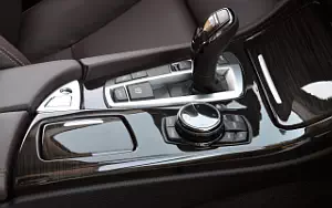 Cars wallpapers BMW 530d Luxury Line - 2013
