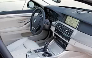 Cars wallpapers BMW 530d xDrive Touring Modern Line - 2013