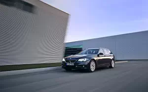 Cars wallpapers BMW 520d Touring - 2014