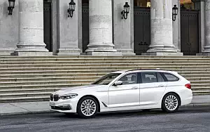 Cars wallpapers BMW 520d Touring Luxury Line - 2017