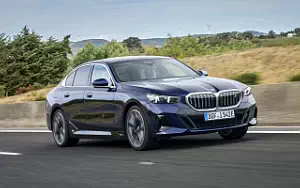 Cars wallpapers BMW i5 eDrive40 M Sport (Tanzanite Blue Metallic) - 2023