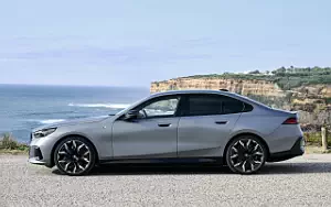Cars wallpapers BMW i5 M60 xDrive (Frozen Pure Grey) - 2023