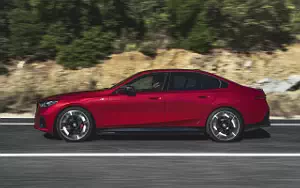 Cars wallpapers BMW i5 M60 xDrive - 2023