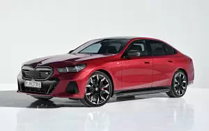 Cars wallpapers BMW i5 M60 xDrive - 2023