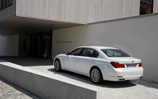 Cars wallpapers BMW 760Li - 2009
