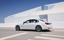 Cars wallpapers BMW 750d xDrive - 2012